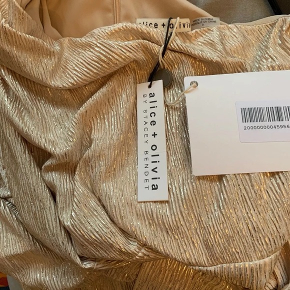 Alice + Olivia gold dress 👗 - Picture 5 of 5